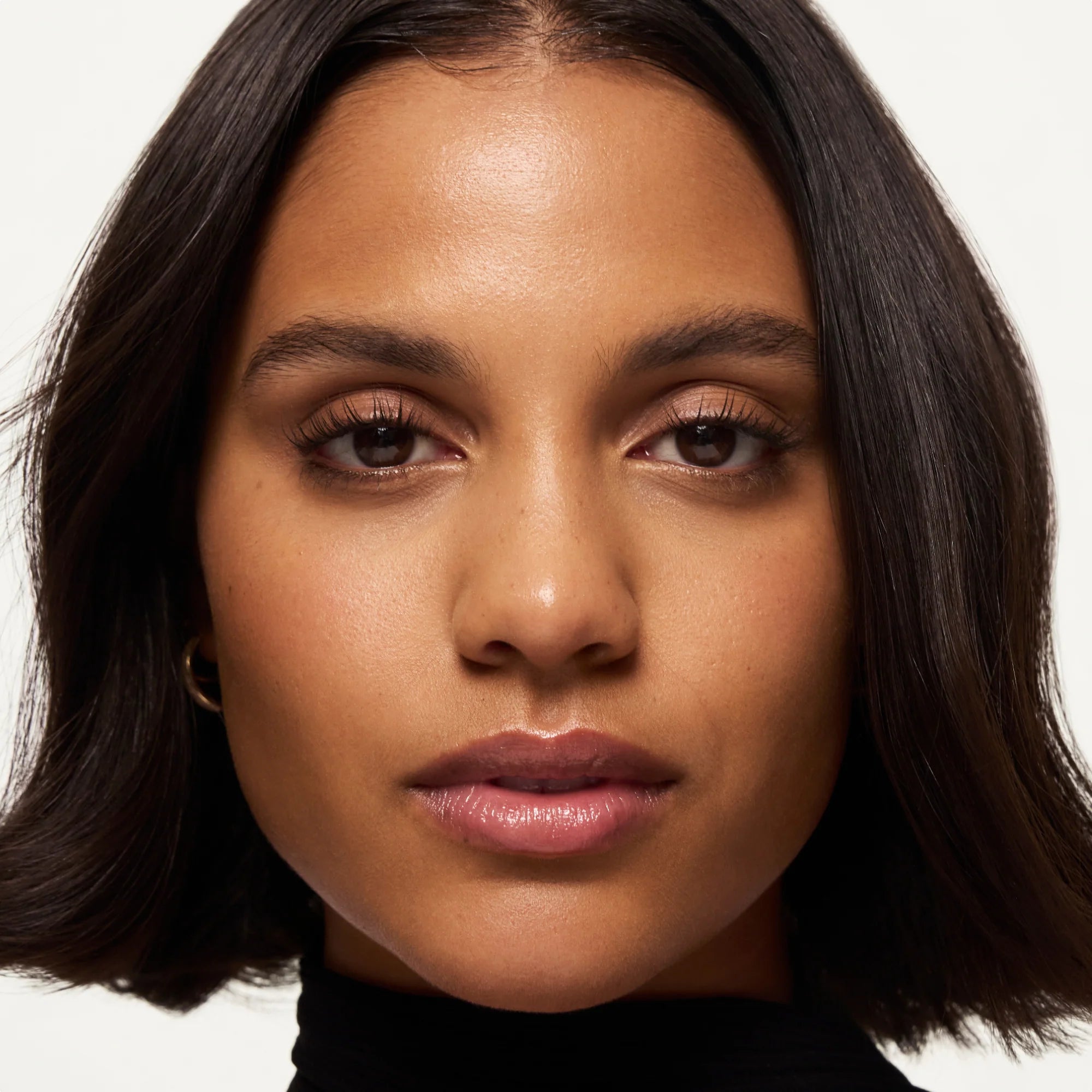 Sheer Skin Tint - Image 37